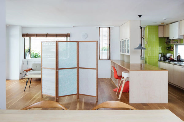 家具 | 戸戸 清新透明感的木製布屏風