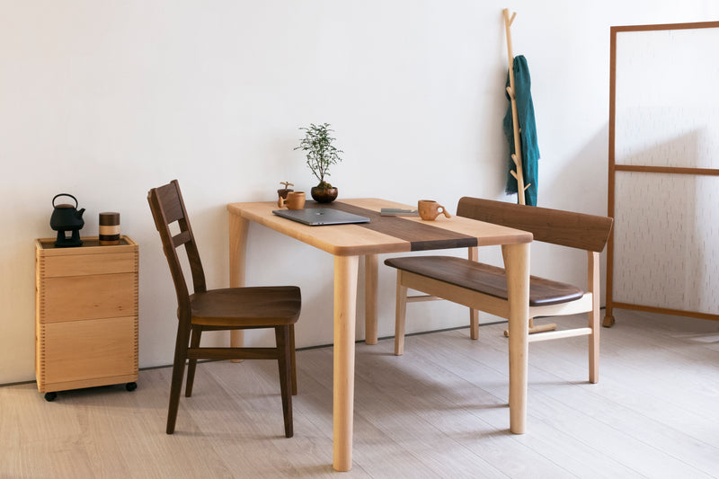 Maple Rich SE Dining Table