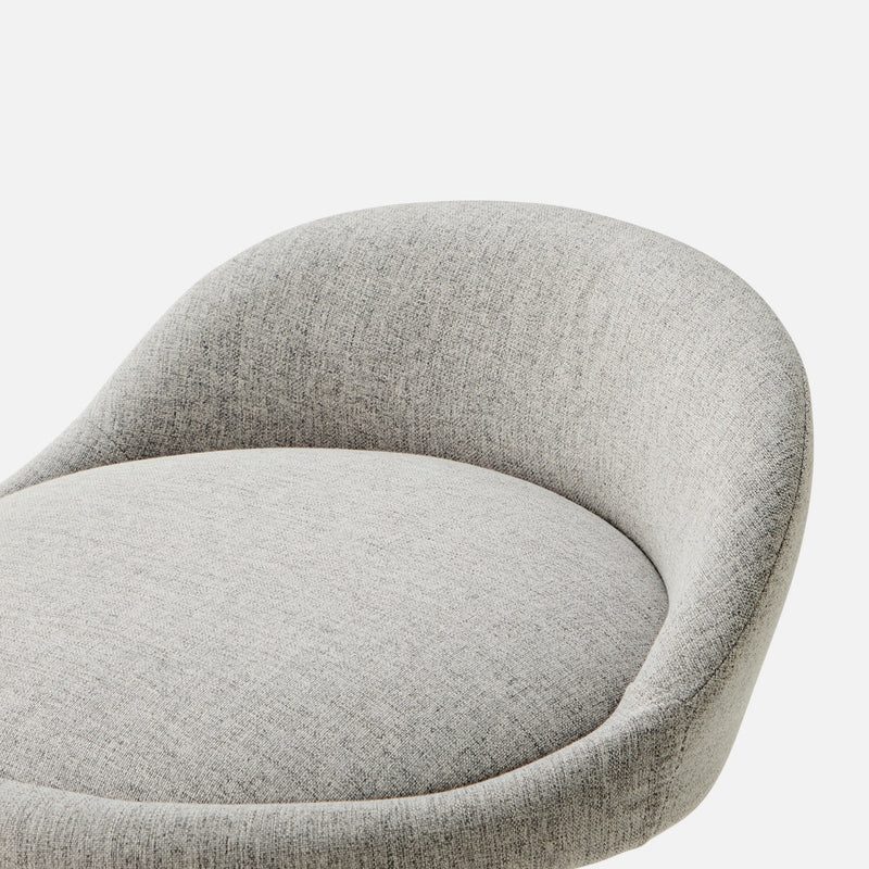 Ruru Swivel Chair