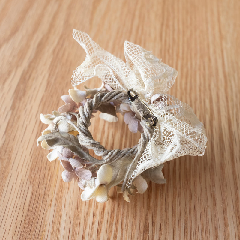 lace Flowers Wreath Corsage