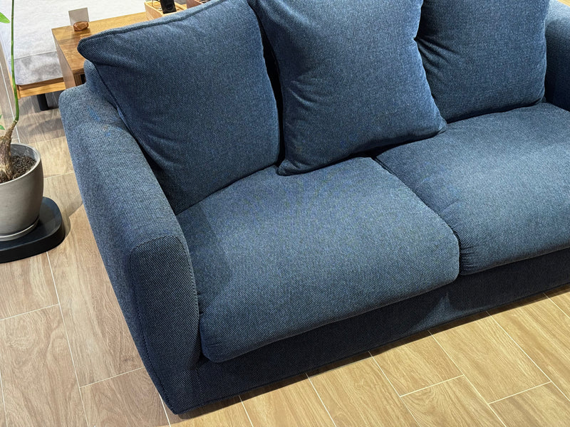 Contis Sofa