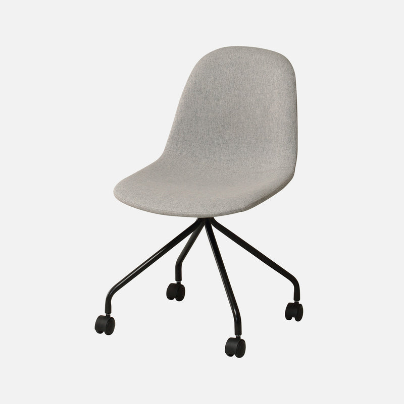 Remot Caster Chair