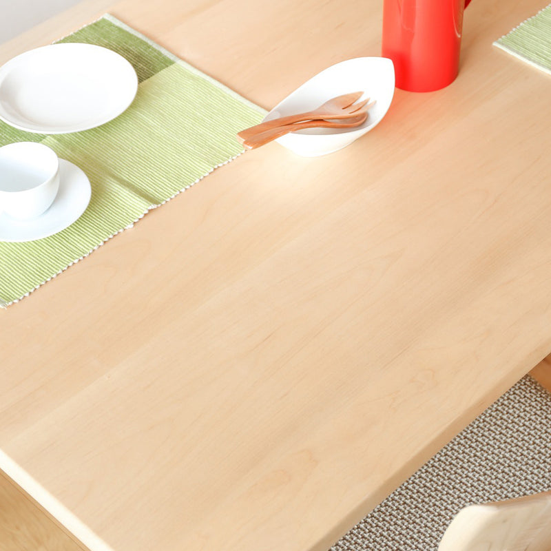 Maple Rich Dining Table