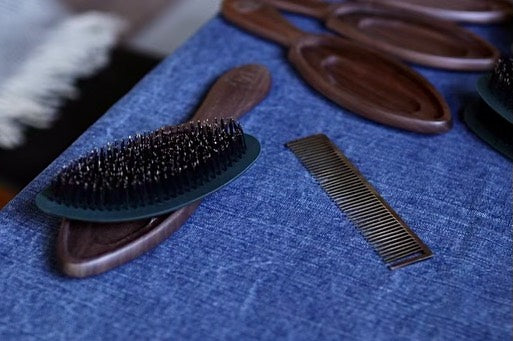 Cushion hair Brush