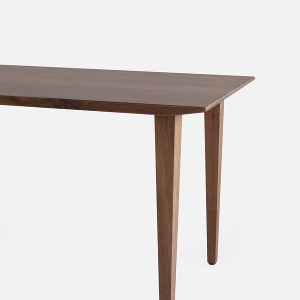 Humming Dining Table