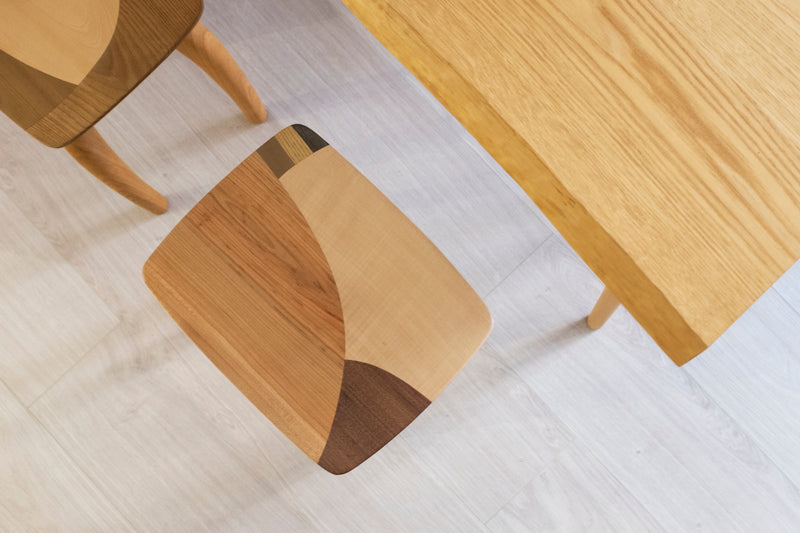 Kirihari Stool