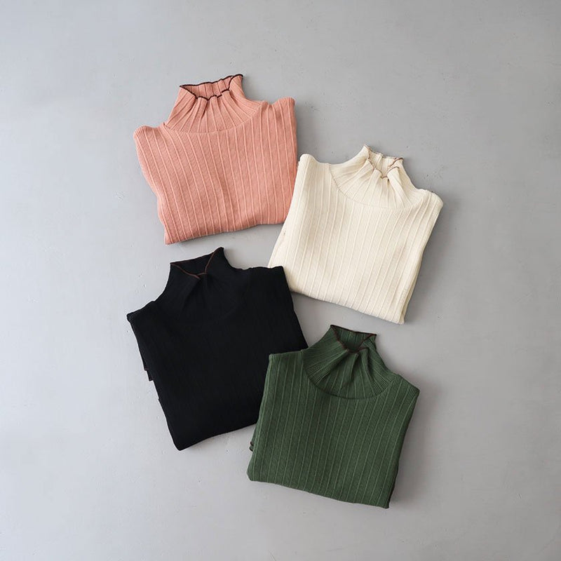 Rune Neck Cut Undershirt